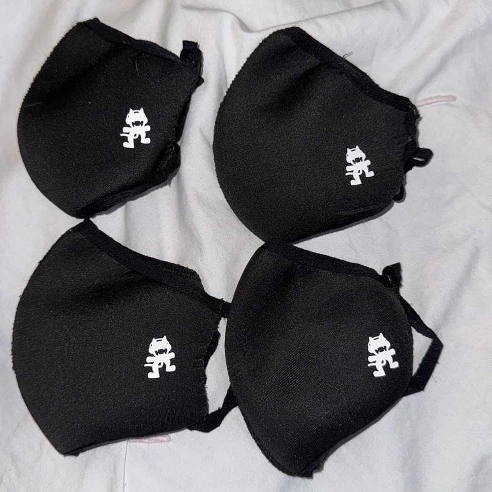 MonsterCat logo face masks (4)